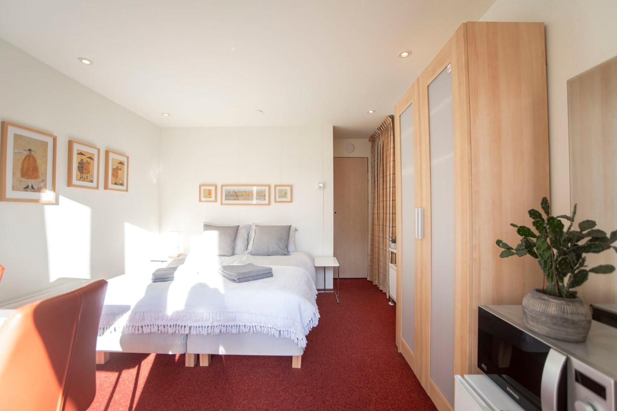 Studio 19 With Private Parking Зандворт Екстер'єр фото