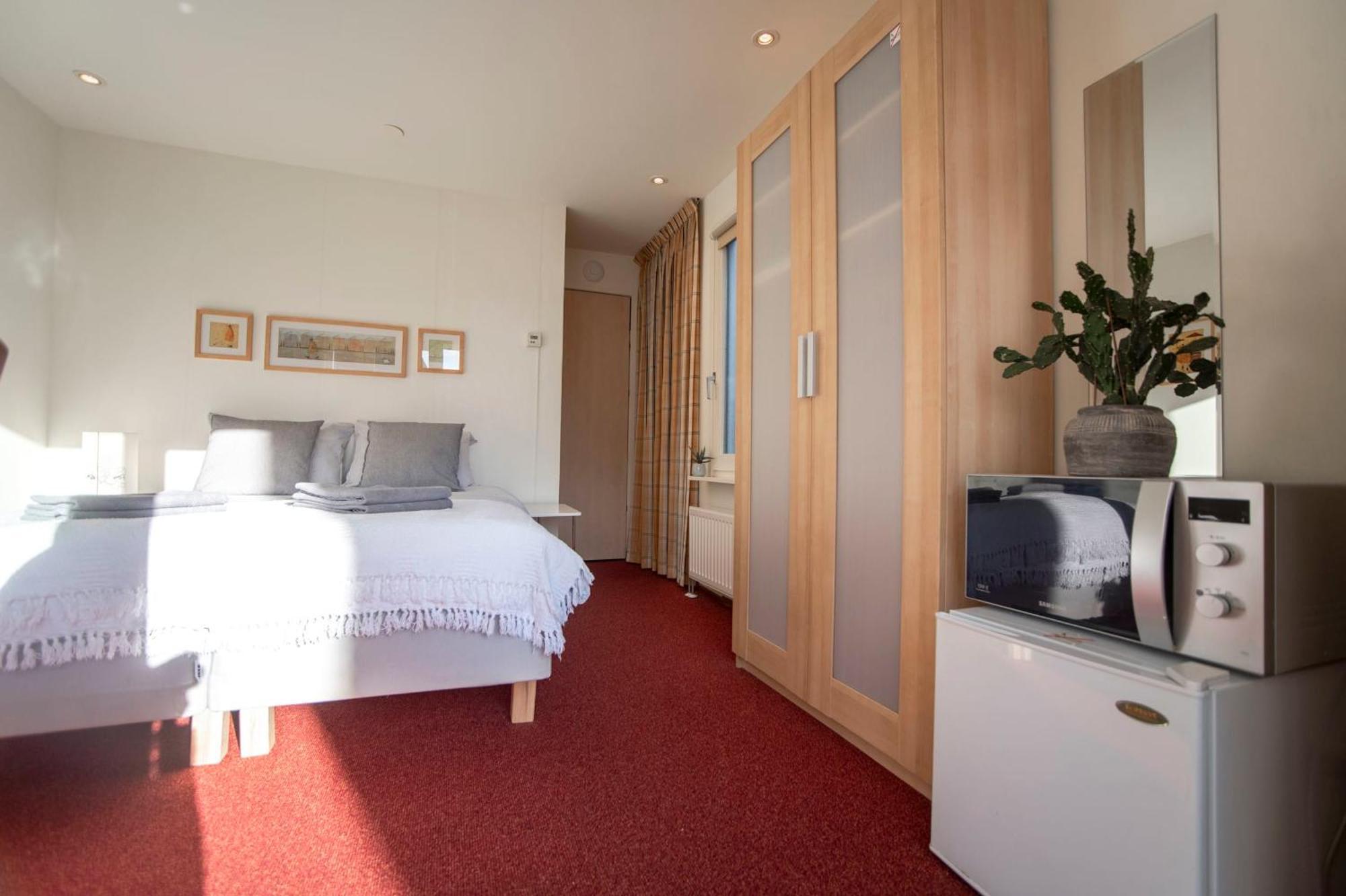 Studio 19 With Private Parking Зандворт Екстер'єр фото